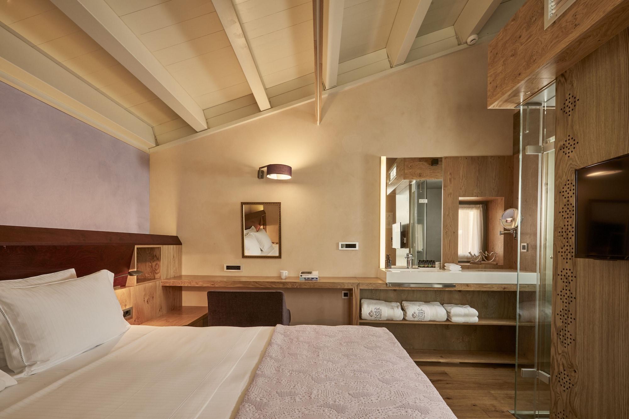 โดมุส เรเนียร์ บูติก โฮเทล - ฮิสตอริก โฮเทล เวิร์ลด์ไวด์ Hotel Chania  ภายนอก รูปภาพ